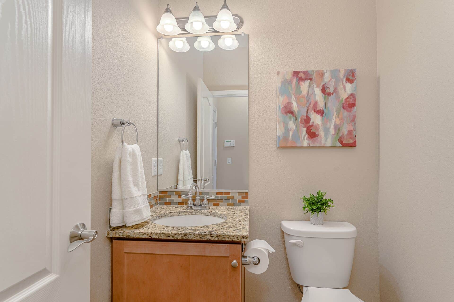 Main Level Powder Bath