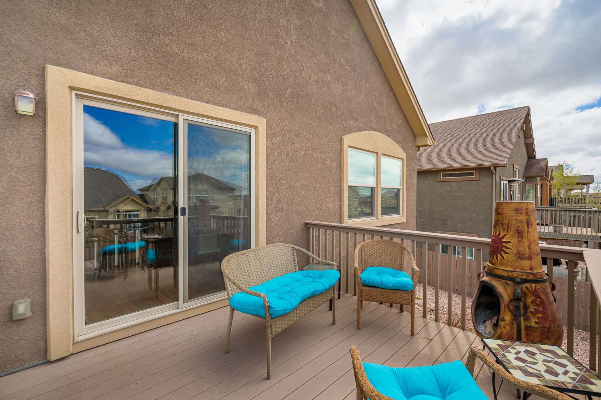 Backyard Deck off Nook