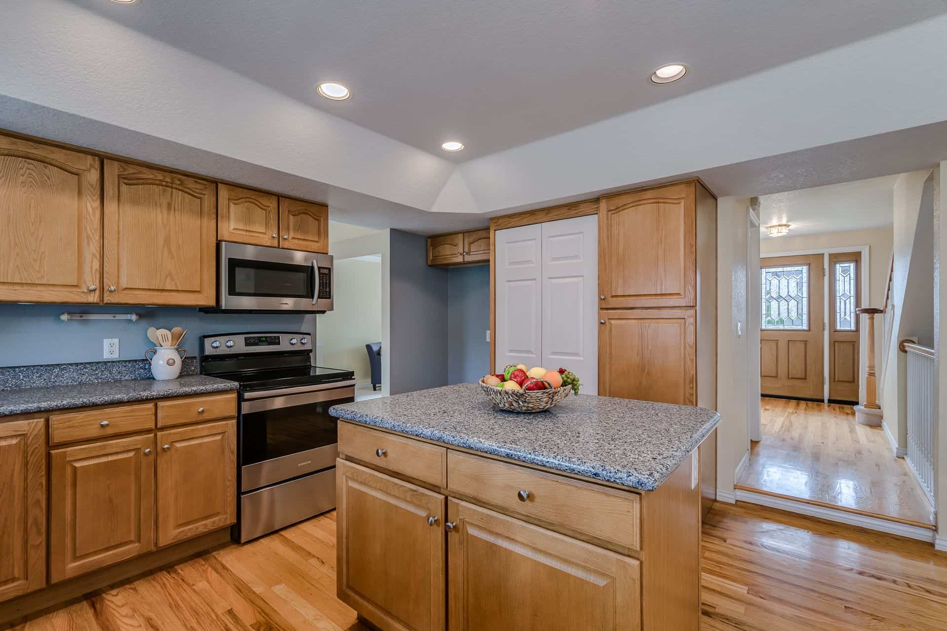 Kitchen to the Entry