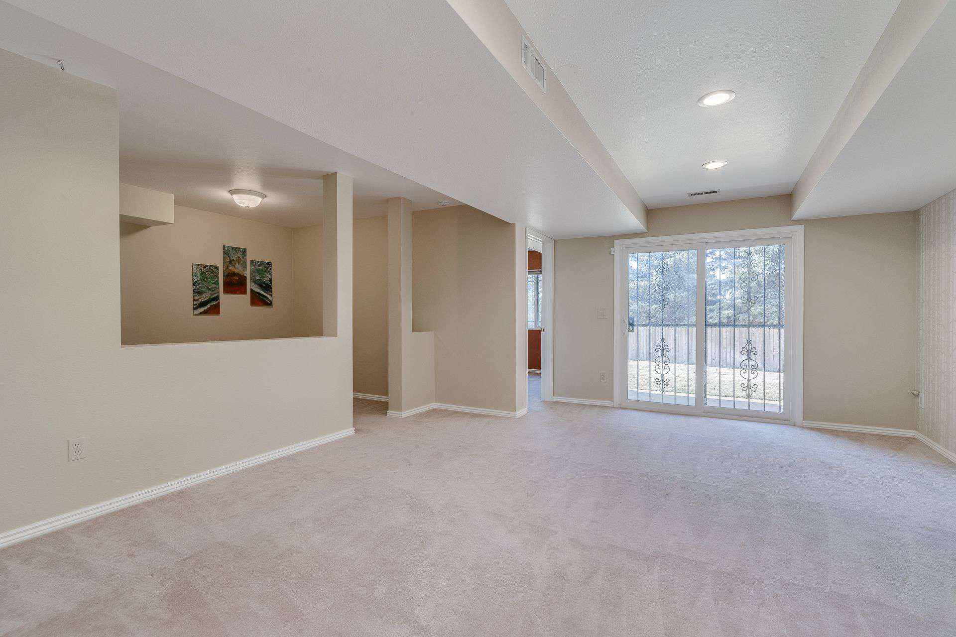 Walk-Out Basement Rec Room