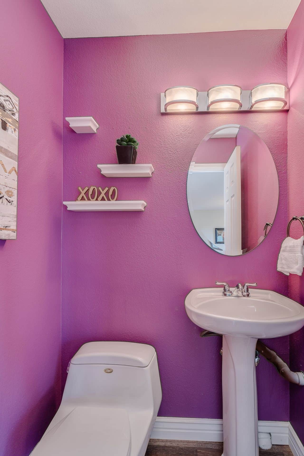 Powder Bathroom off Entry