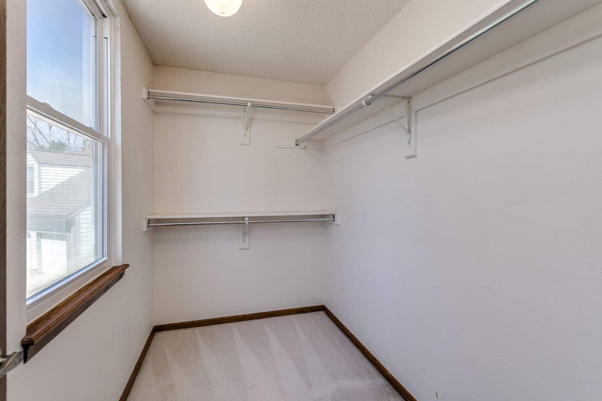 Master Walk In Closet