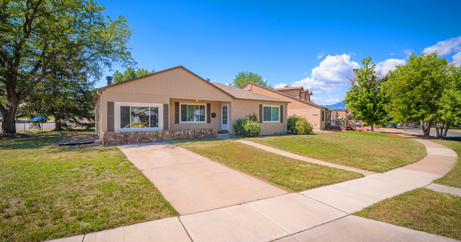 2359 Valley Rd., Colorado Springs, CO 80907 Make Your Best Move
