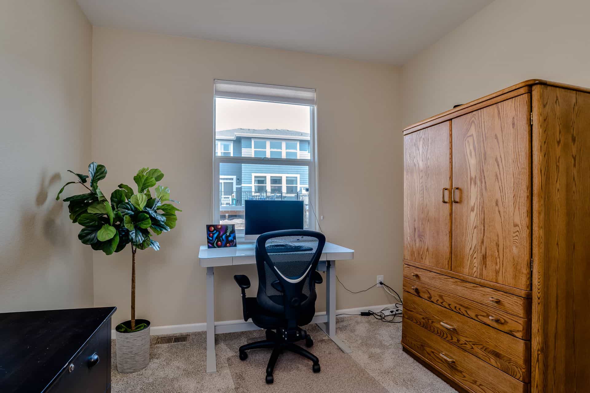 Main Level Bedroom/Office