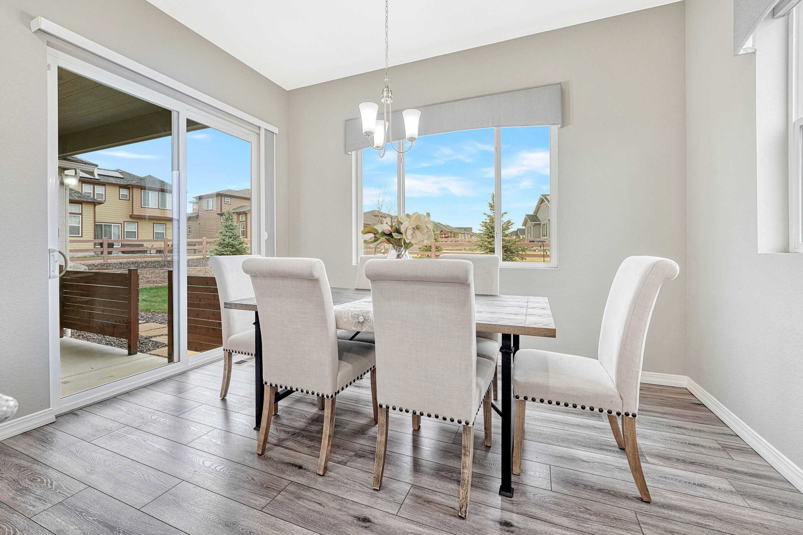 Walk Out Dining Nook