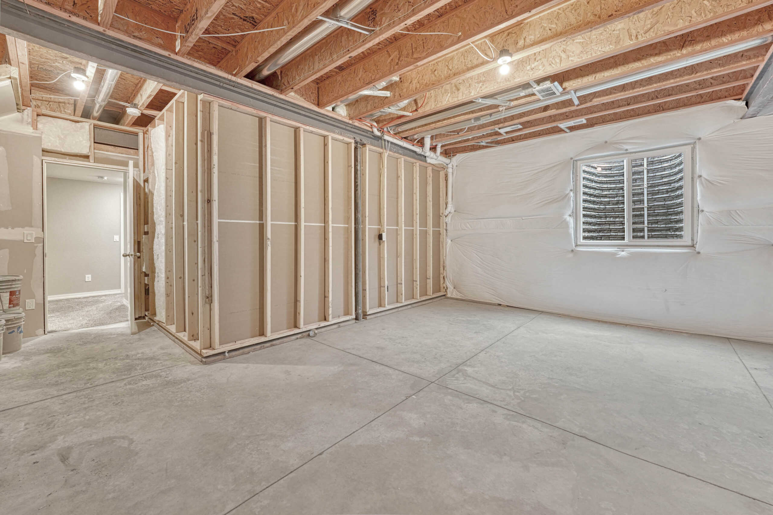 Huge Unfinished Space in Basement
