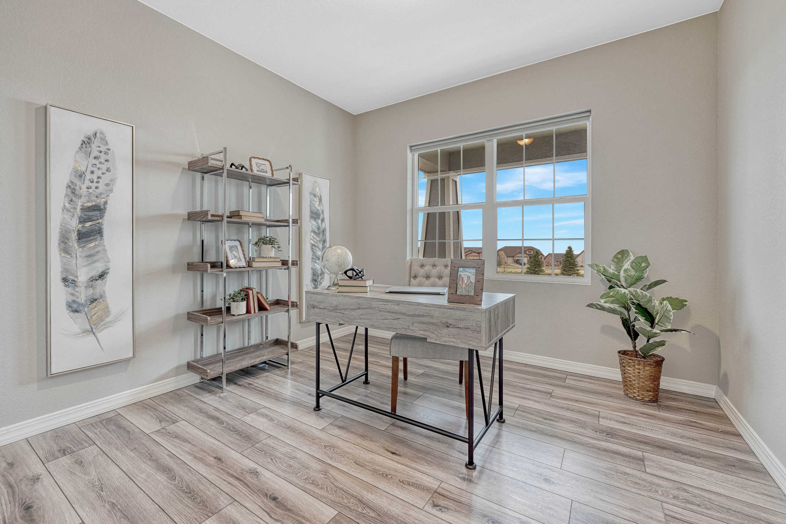 Front Bedroom/Office